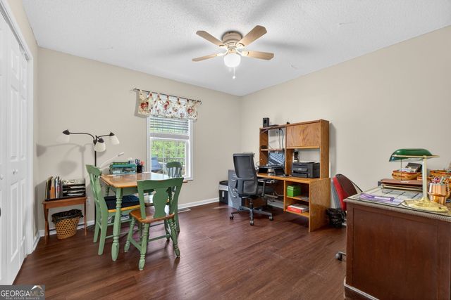 55 Edgewater Drive, Griffin, GA 30223