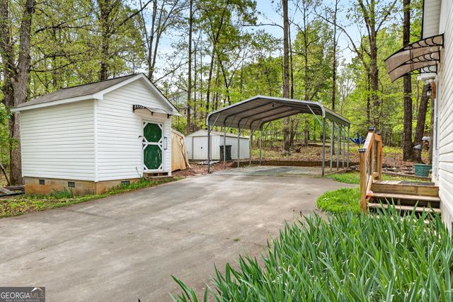 55 Edgewater Drive, Griffin, GA 30223