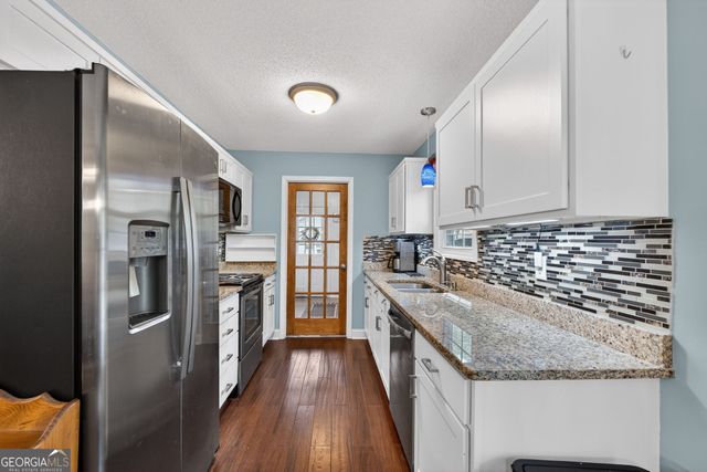 55 Edgewater Drive, Griffin, GA 30223