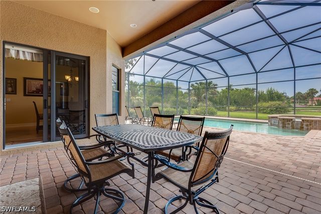 7771 Cottesmore DR, Naples, FL 34113