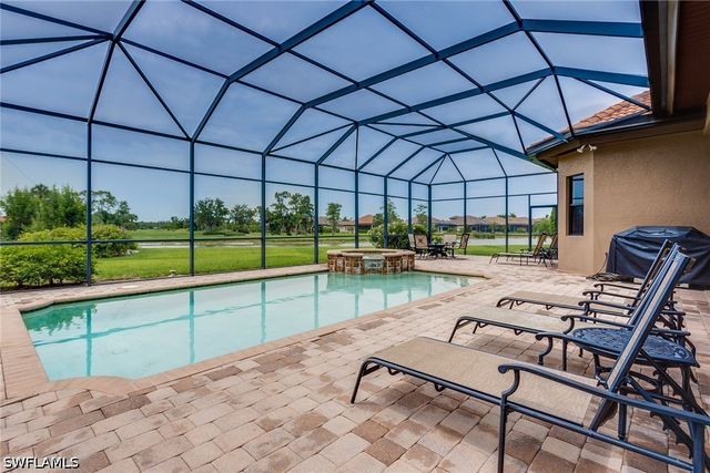 7771 Cottesmore DR, Naples, FL 34113