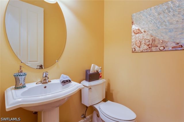 7771 Cottesmore DR, Naples, FL 34113