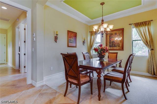 7771 Cottesmore DR, Naples, FL 34113