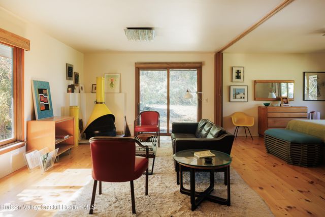 411 Texas Hill Road, Hillsdale, NY 12529