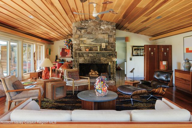 411 Texas Hill Road, Hillsdale, NY 12529