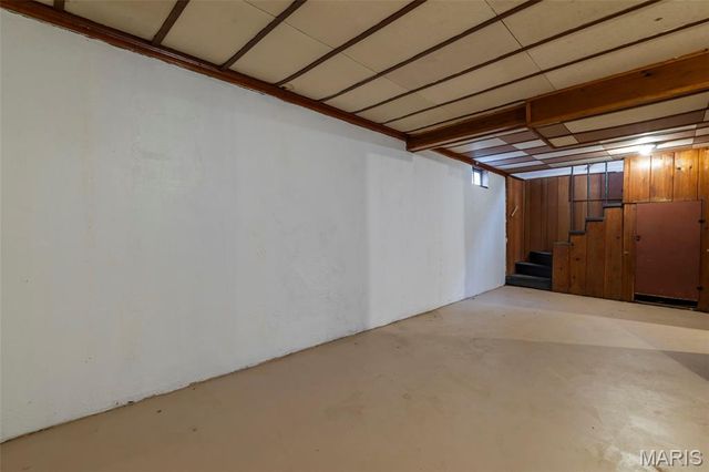 8835 Kathlyn Drive, Berkeley, MO 63134