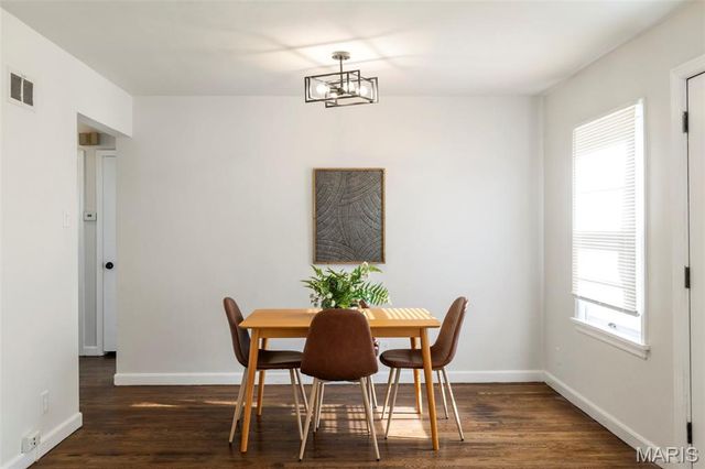 8835 Kathlyn Drive, Berkeley, MO 63134