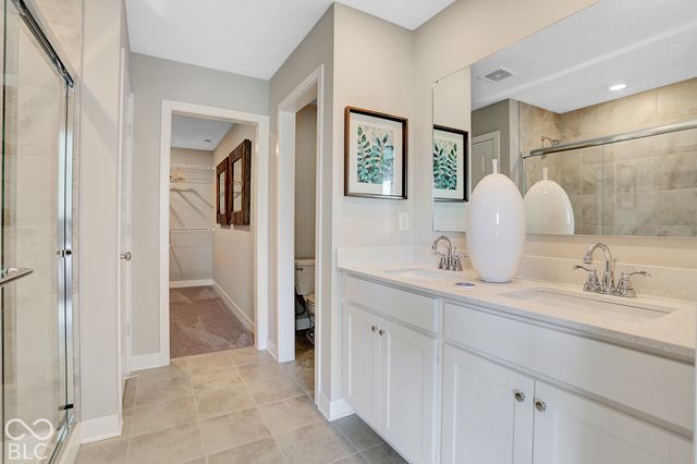 102 Pleasant View Lane, New Whiteland, IN 46184