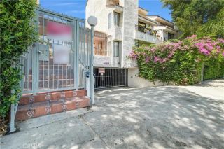 8221 Langdon Avenue 207, Van Nuys, CA 91406