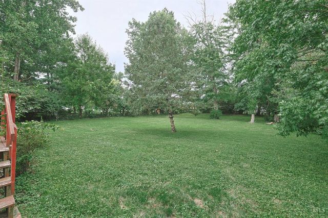 5240 Myerdale Drive, Blue Ash, OH 45242