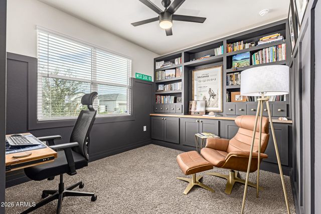 5167 E DIATOMITE Drive, San Tan Valley, AZ 85143