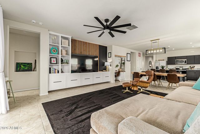 5167 E DIATOMITE Drive, San Tan Valley, AZ 85143