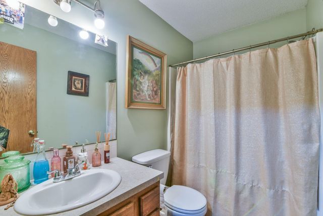 1926 N Mcrae, Goddard, KS 67052