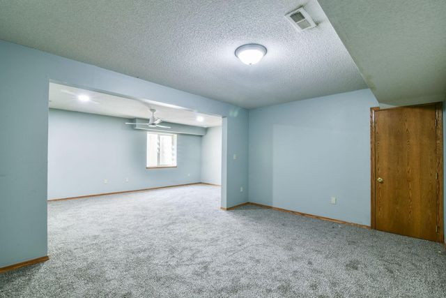 1926 N Mcrae, Goddard, KS 67052