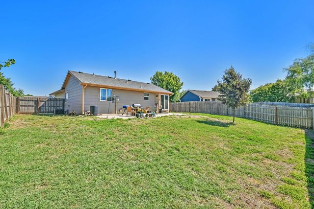 1926 N Mcrae, Goddard, KS 67052