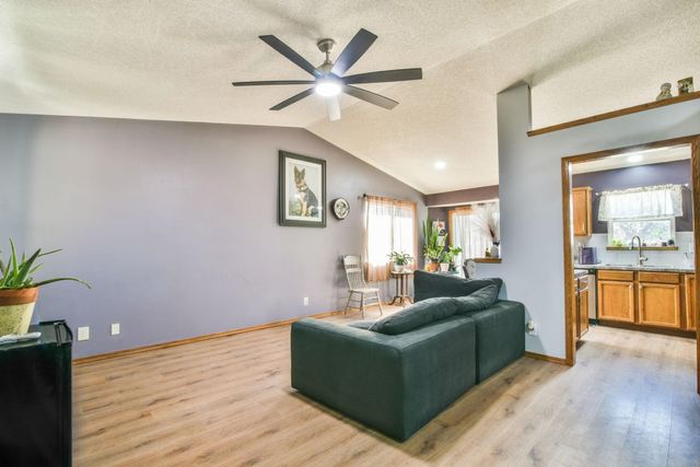 1926 N Mcrae, Goddard, KS 67052