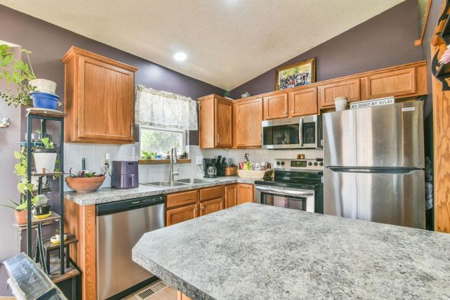1926 N Mcrae, Goddard, KS 67052