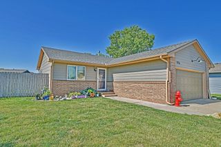1926 N Mcrae, Goddard, KS 67052