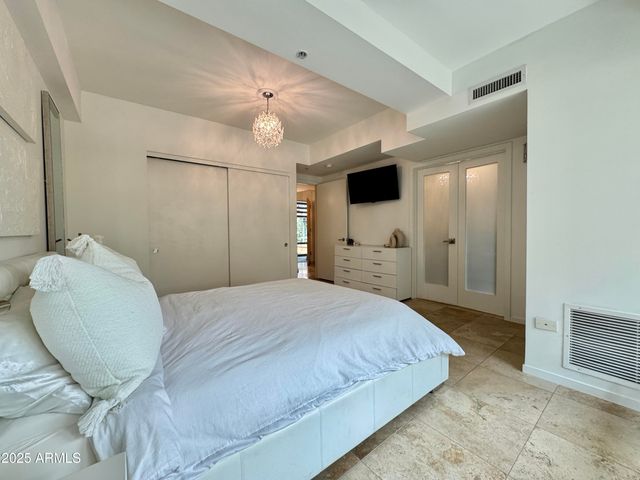 7141 E Rancho Vista Drive Unit 2013, Scottsdale, AZ 85251