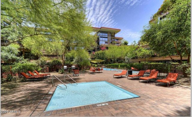 7141 E Rancho Vista Drive Unit 2013, Scottsdale, AZ 85251