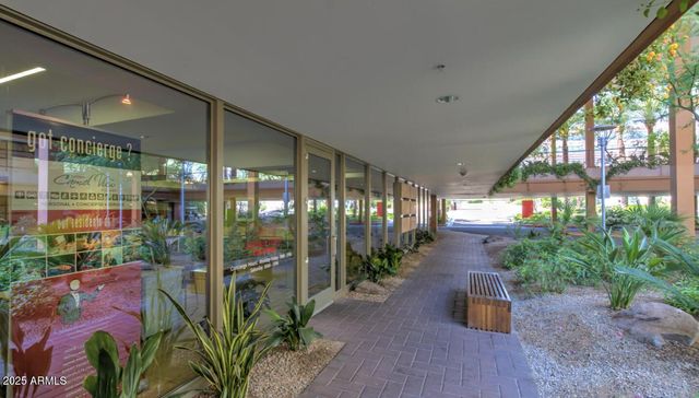 7141 E Rancho Vista Drive Unit 2013, Scottsdale, AZ 85251