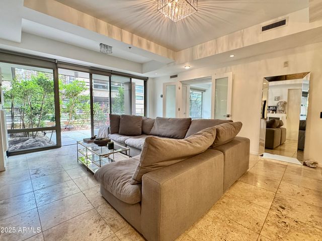 7141 E Rancho Vista Drive Unit 2013, Scottsdale, AZ 85251