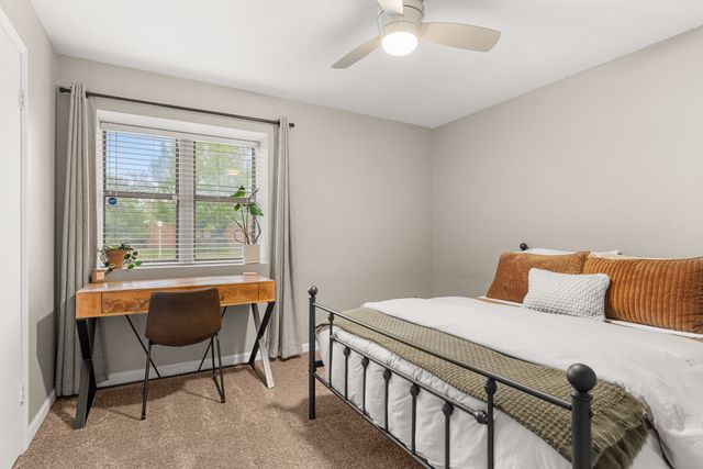 321 Oklahoma Avenue, Hewitt, TX 76643