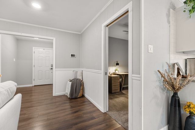 321 Oklahoma Avenue, Hewitt, TX 76643