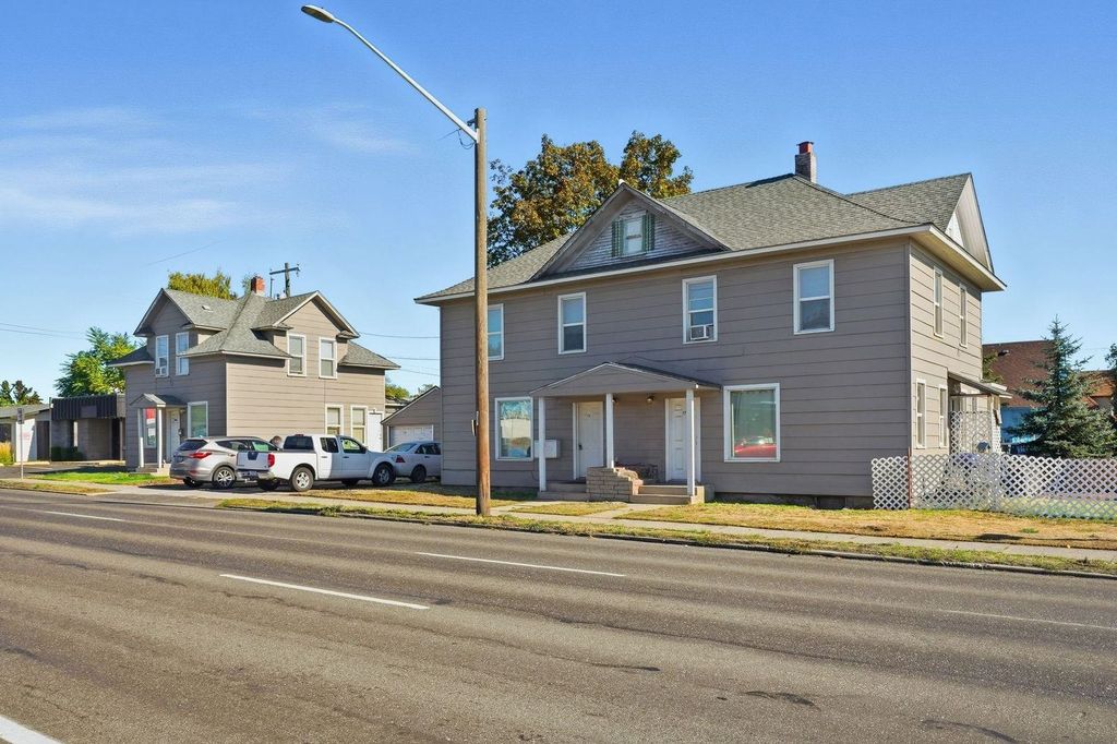 1704 N Ash St, Spokane, WA 99205