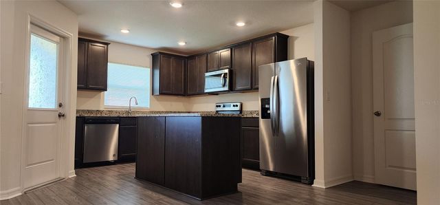 1531 WYNFORD CIRCLE, Tavares, FL 32778