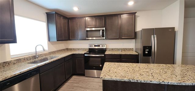 1531 WYNFORD CIRCLE, Tavares, FL 32778
