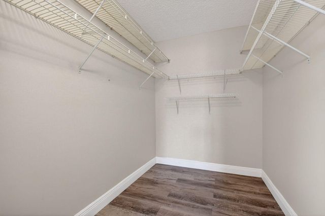 1013 Green Pine Boulevard G1, West Palm Beach, FL 33409