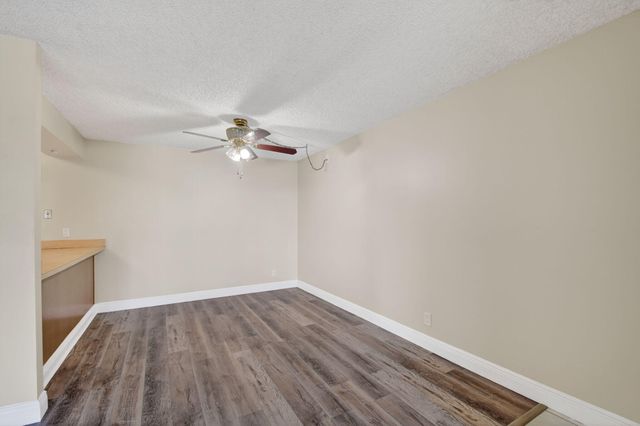 1013 Green Pine Boulevard G1, West Palm Beach, FL 33409