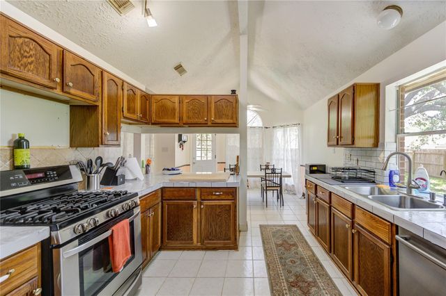 3731 Misty Ridge Drive, Humble, TX 77396