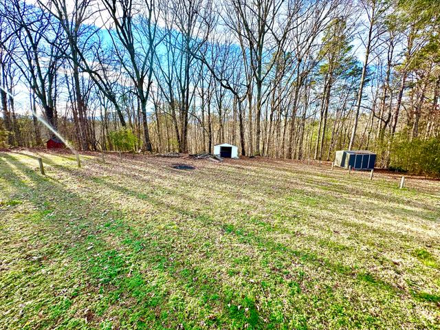 33 Cottage Crest Court, Chickamauga, GA 30707