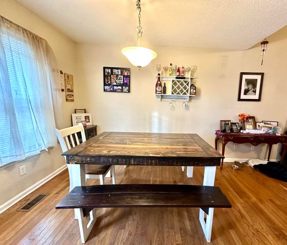 33 Cottage Crest Court, Chickamauga, GA 30707