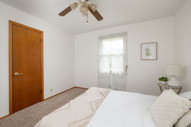 211 Friendship Dr, Goodlettsville, TN 37072