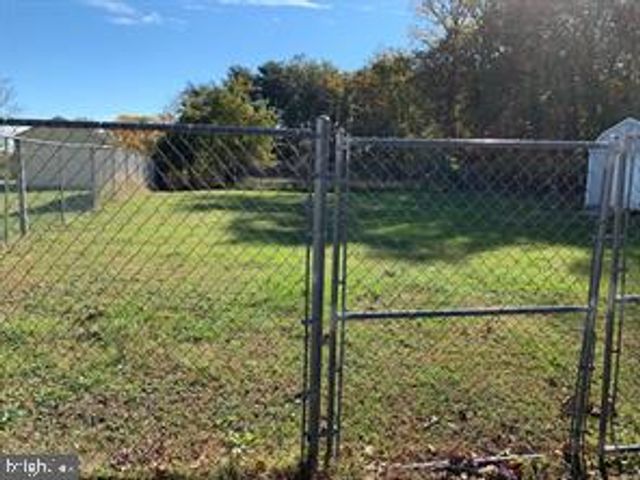 2608 SANSBURY RD, Upper Marlboro, MD 20774