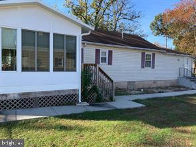 2608 SANSBURY RD, Upper Marlboro, MD 20774