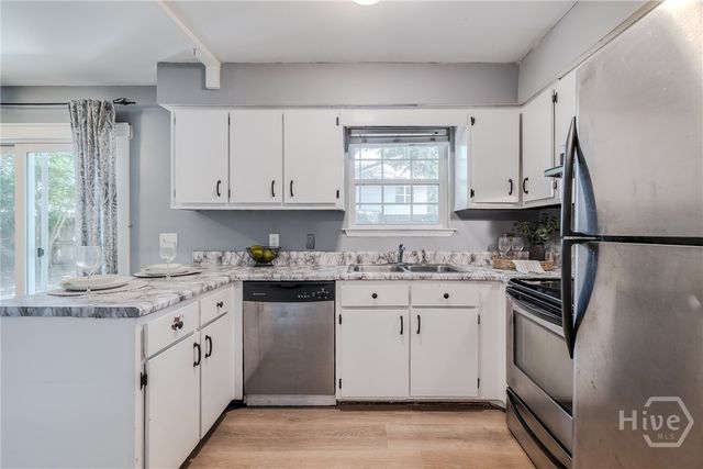 510 Pointe South Drive, Savannah, GA 31410