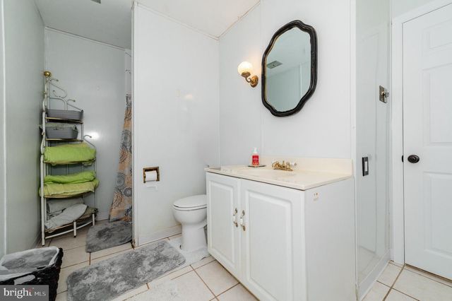 36 S ARLINGTON AVE, Berlin, NJ 08009