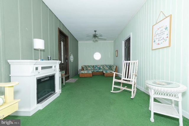 36 S ARLINGTON AVE, Berlin, NJ 08009