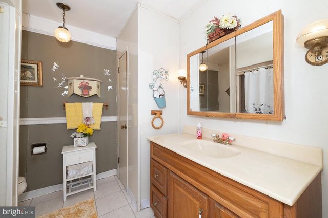 36 S ARLINGTON AVE, Berlin, NJ 08009