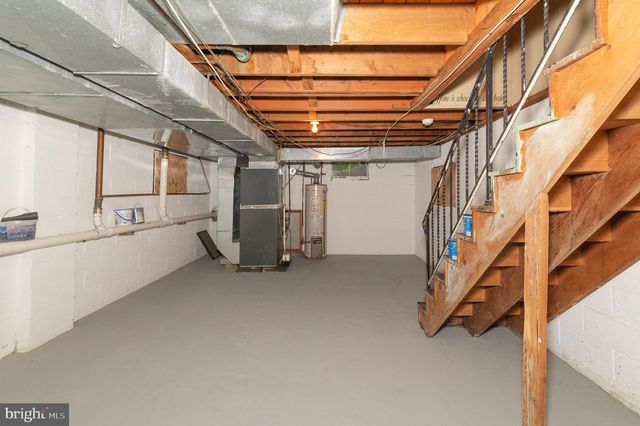 36 S ARLINGTON AVE, Berlin, NJ 08009