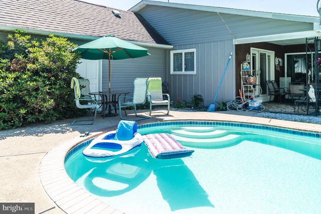 36 S ARLINGTON AVE, Berlin, NJ 08009