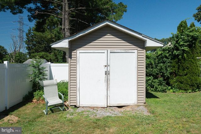 36 S ARLINGTON AVE, Berlin, NJ 08009