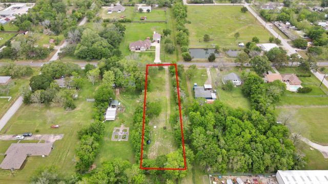 703 North Road, Baytown, TX 77521