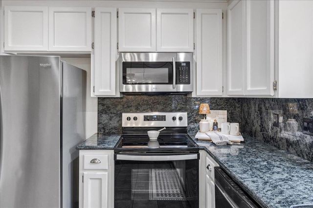 17140 Garlen Lane, Salinas, CA 93907