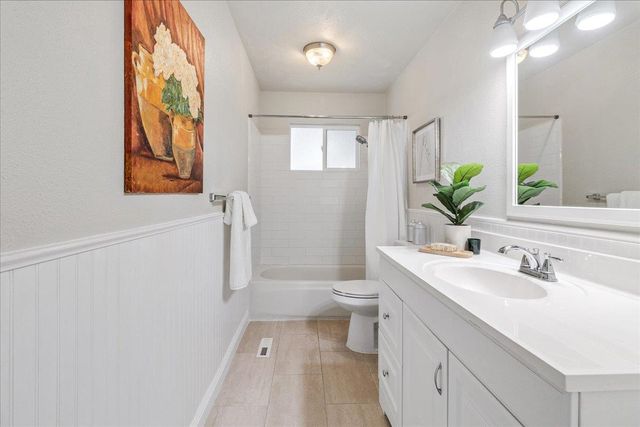 17140 Garlen Lane, Salinas, CA 93907