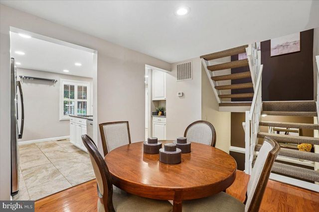 10906 BARTON HILL CT, Reston, VA 20191